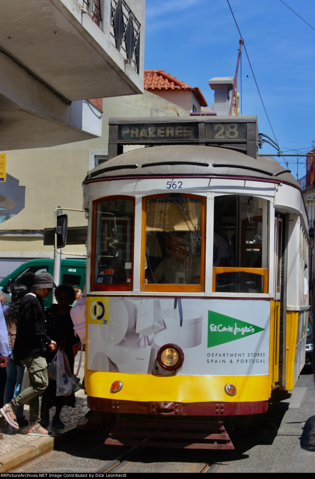 Lisbon 562